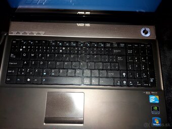 Predám notebook ASUS N61V - 6
