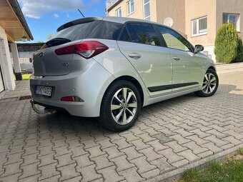 Hyundai i20 1.2 štvorvalec benzín - 6