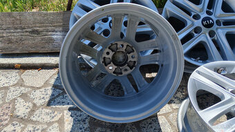 5x114,3 R16 --- KIA CEED ... - 6