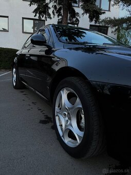 Alfa Romeo 159 1.9JTDM - 6