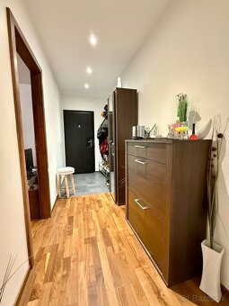 Zrekonštruovaný 3 izbový byt s loggiou v lokalite s výbornou - 6