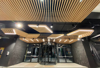 Na prenájom obchodný priestor 640m2, znížené prízemie, OD DA - 6