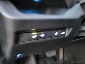 Toyota Rav4 Plug-In hybrid - 4x4 - 6