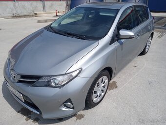 Auris - 6