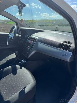 Fiat Grande Punto - 6