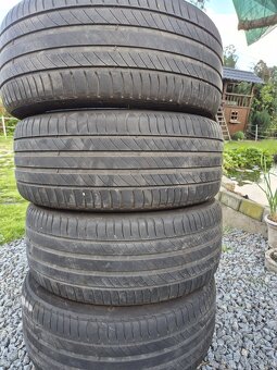 Elektrony 5x120 original BMW 225/50 R17 - 6