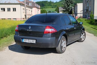 Ranault Megane - 6