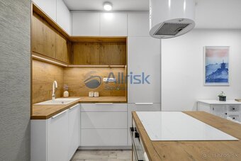 Na predaj moderný 3-izbový byt po kompletnej rekonštrukcii v - 6
