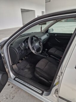 Volkswagen Golf 4 1.6 benzín 74kw - 6