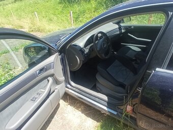 Rozpredám Audi A6 C5 2.5tdi 120kw automat r.v 2004 - 6