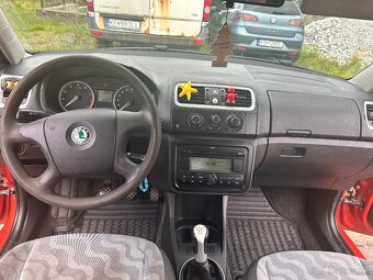 Škoda fabia 1.2 - 6