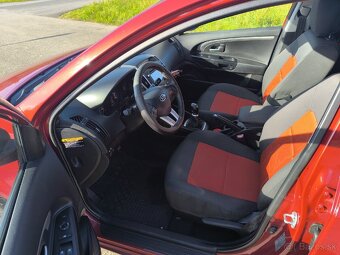 Kia ceed r.v. 2011, 1.4 benzín , 141 tis. Km - 6