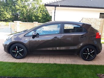 Kia Rio - 6