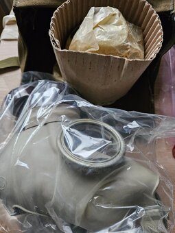 Predám plynové chemické masky - 6