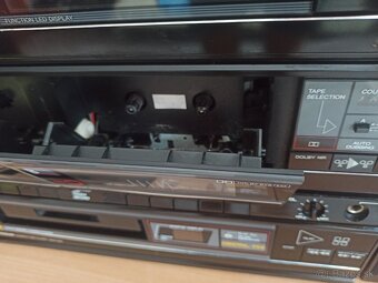 Hi-fi veža Universum - 6