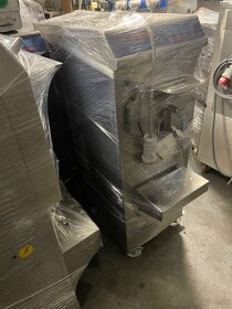 VÝROBNÍK ZMRZLINY TOP PROFI TECHNOGEL ITALY - 6