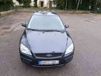 Predám Ford focus r.v. 2007 1,6 benzín - 6