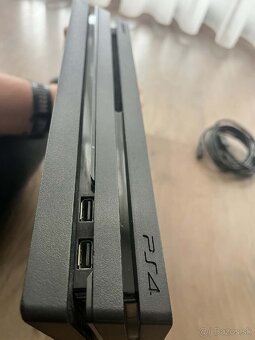 PS4 PRO 1TB - 6