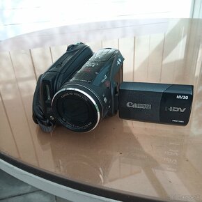 Canon VIXIA HV30 FullHD 1920 x 1080 Mini DV kamera s HDMI - 6