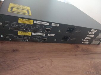 Cisco LAB, Catalyst 3750 48 10/100 PoE + 4 SFP, Cisco C2811 - 6