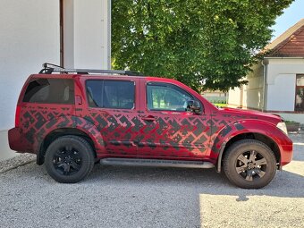 Nissan Pathfinder 4X4 7 Miestné LED ŤAŽNÉ - 6