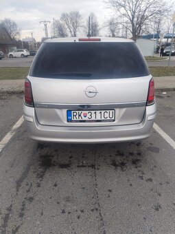 Opel Astra H 1.9 CDTI - 6