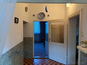 Veľký rodinný dom vhodný aj na podnikanie - 6