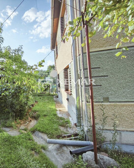 Na predaj 6-izbový rodinný dom v obci Veľké Straciny - 6