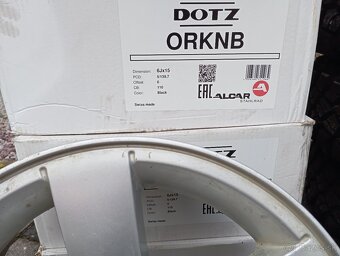 Suzuki Jimny 1.3i rv2011 Kúpené v SR - 6