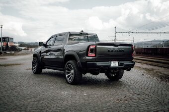 DODGE RAM TRX 6.2 HEMI V8 2022 - 6
