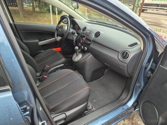Mazda 2 1.5 MZR TE A/T - 6