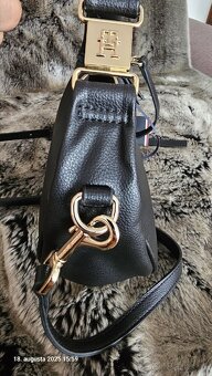 TOMMY HILFIGER ORIGINAL TASKA - 6