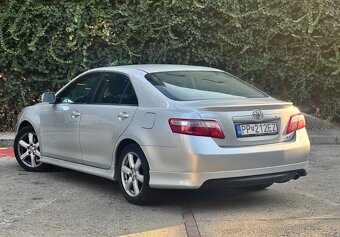 Toyota camry - 6