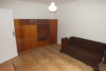 Ponúkame vám priestranný 2-izbový byt na Poštovej ulici v GA - 6