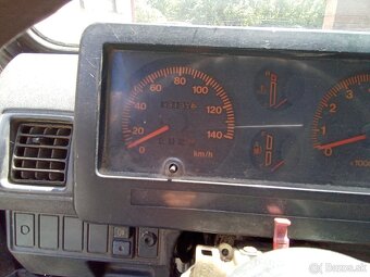 Suzuki Samurai 1.3 - 6