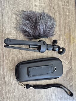Zoom H1 Essential Prenosný rekordér + statív, puzdro - 6