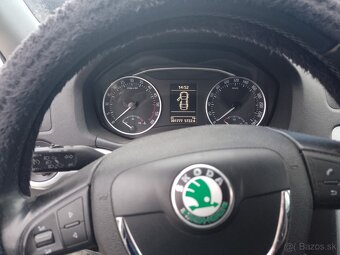 Predám škoda Octavia 2 facelift 1.6 TDI,77 kw. - 6