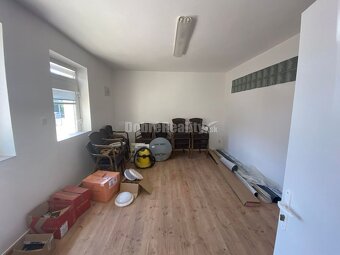 Na prenájom rôzne lukratívne komerčné priestory v multifunkč - 6