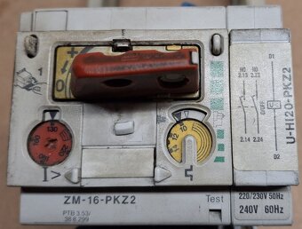 Rack 19" + rozvádzač - 6