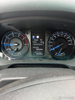 Predám Toyota Hilux - 6