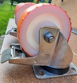 Nylonové/Nerezové koliečka sada - 6