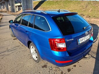 Škoda Octavia Combi 2.0 TDI M6 Style - 6
