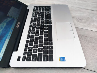 notebook Asus 15.6", Core i3-4030u, 8GB, 120GB SSD, W10 - 6