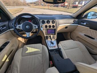 Alfa Romeo 159 1.9 JTDm 110kw - 6