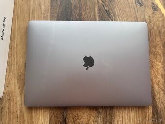MacBook Pro 15 2019 500gb - 6