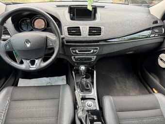 Renault Megane 1.5 DCi - 6