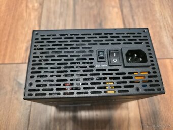 Thermaltake Toughpower GF3 1000W ATX 3.0 - 6