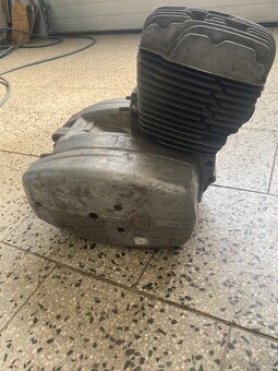 Motor čz 125 476 - 6