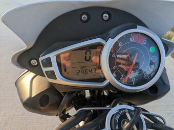 Triumph Speed Triple 1050 - 6