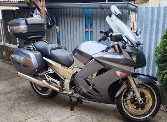 YAMAHA FJR 1300i - 6